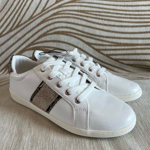 NWT, West Loop Whitr/Glittery Snakeskin
Patterned Sneakers.